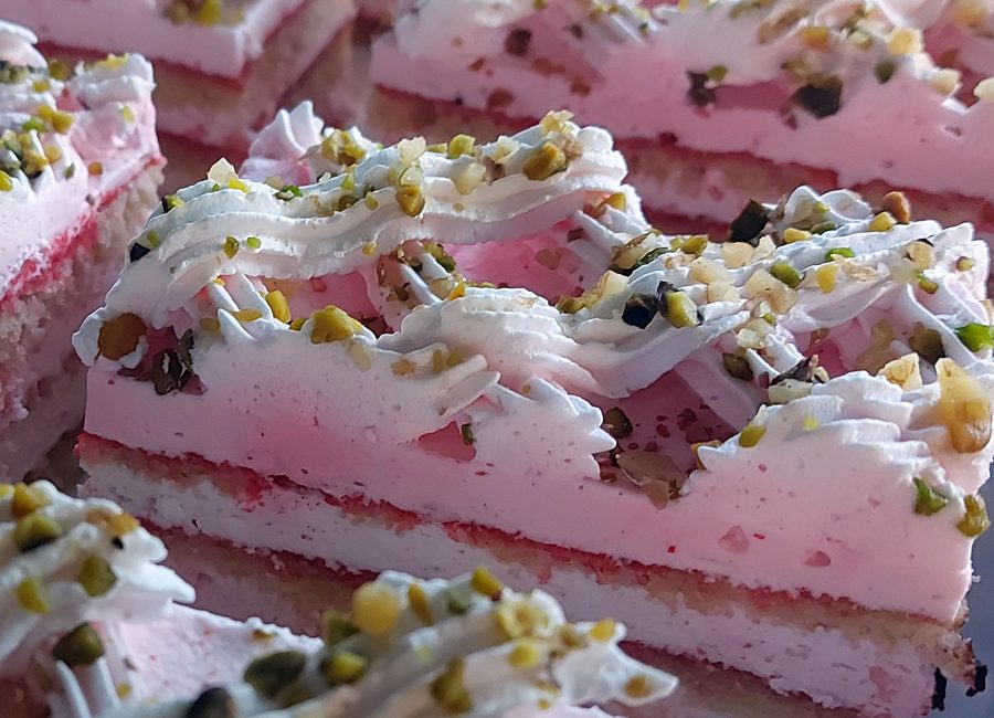 Genoise Fraise - Cerise Doree Pastry - Mauritius