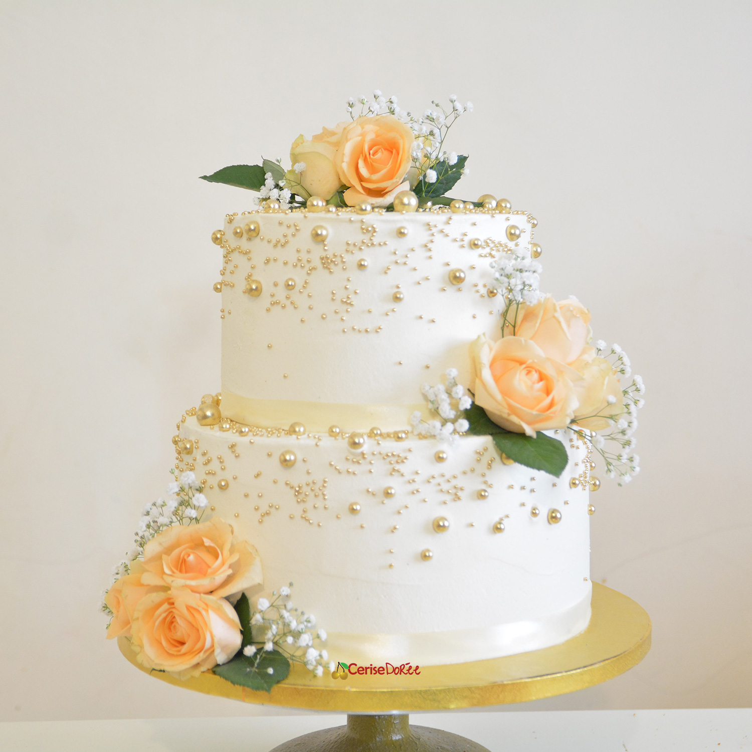 Classic wedding cake - pastry mauritius